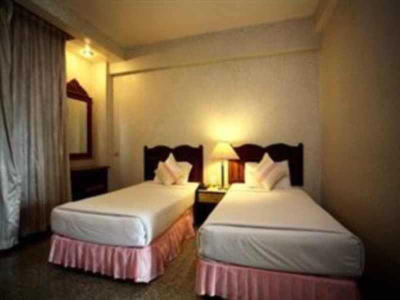 Kosit Hill Hotel Пхетчабун Экстерьер фото